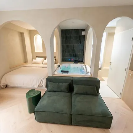 Escapade Romantique De Gamme Près De Lyon Appartement